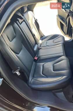 Седан Ford Fusion 2017 в 