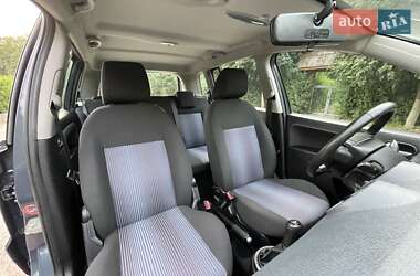 Хэтчбек Ford Fusion 2011 в 