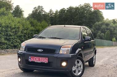 Хэтчбек Ford Fusion 2011 в 