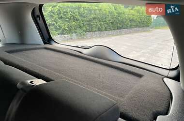 Хэтчбек Ford Fusion 2011 в 