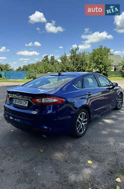 Седан Ford Fusion 2015 в 