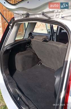 Хетчбек Ford Fusion 2011 в 