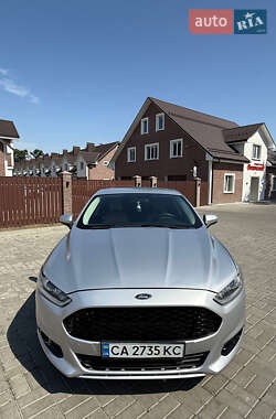 Седан Ford Fusion 2013 в 
