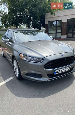 Седан Ford Fusion 2014 в 