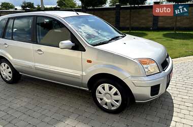 Хэтчбек Ford Fusion 2007 в 