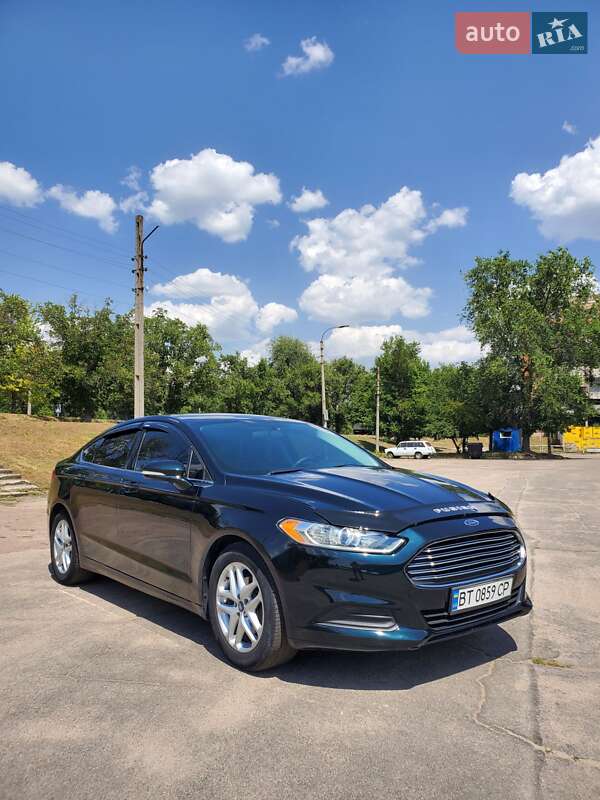 Седан Ford Fusion 2013 в Кропивницькому