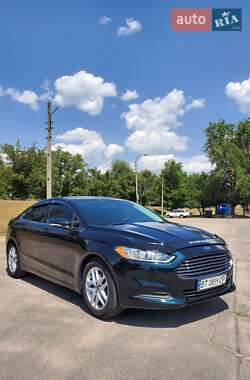 Седан Ford Fusion 2013 в 