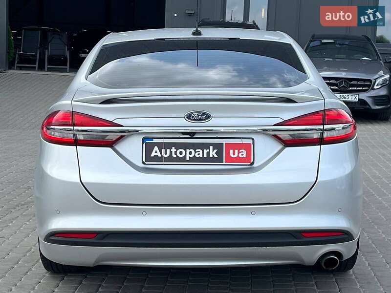 Седан Ford Fusion 2017 в Львові