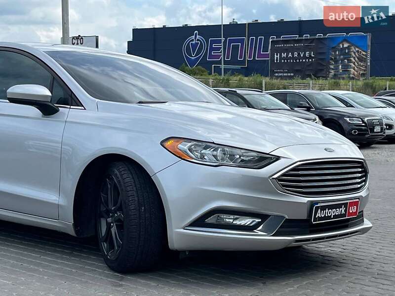 Седан Ford Fusion 2017 в Львові