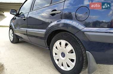 Хетчбек Ford Fusion 2010 в 