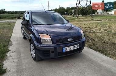 Хетчбек Ford Fusion 2010 в 