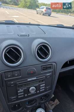 Хэтчбек Ford Fusion 2007 в 