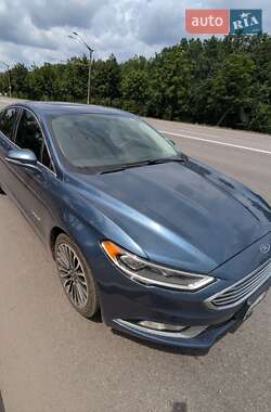 Седан Ford Fusion 2018 в 