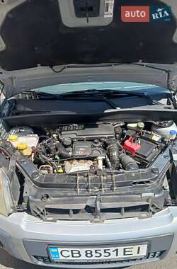 Хетчбек Ford Fusion 2009 в 