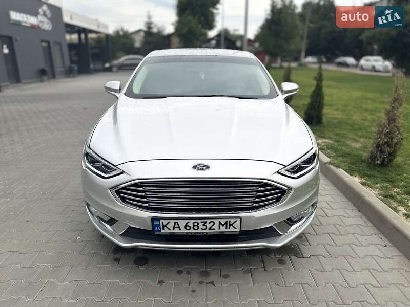Седан Ford Fusion 2016 в Житомирі