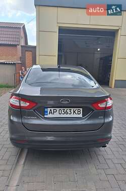 Седан Ford Fusion 2015 в 