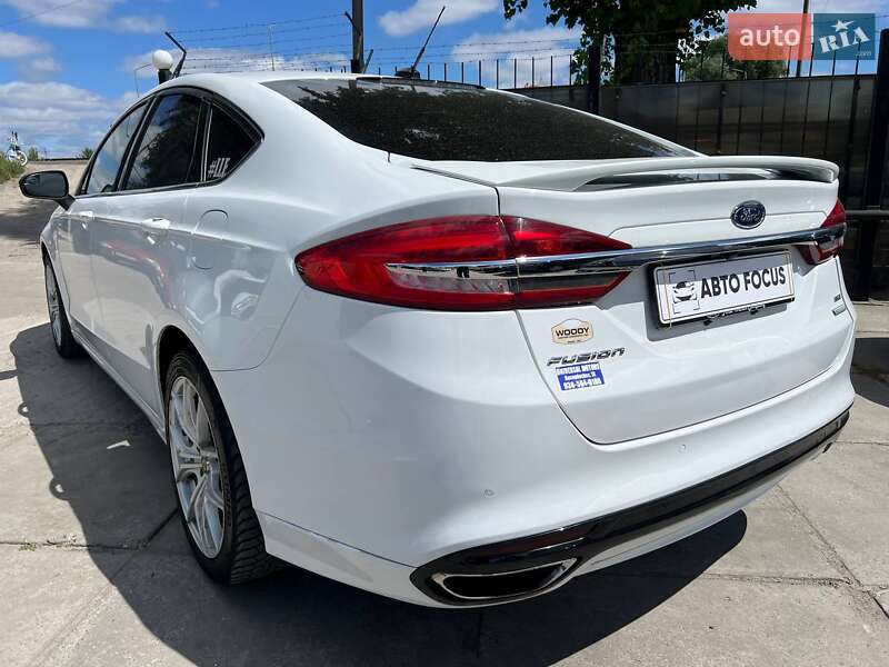 Седан Ford Fusion 2017 в Києві