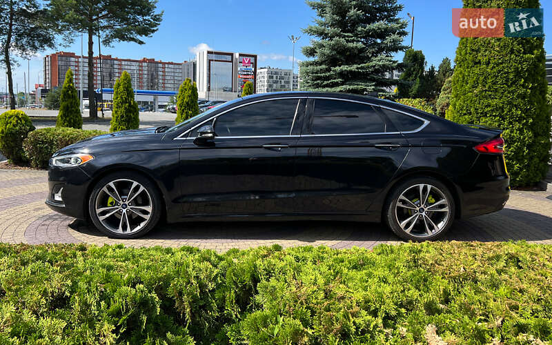 Седан Ford Fusion 2020 в Львове