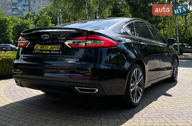 Седан Ford Fusion 2020 в 