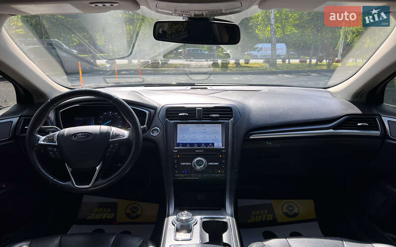 Седан Ford Fusion 2020 в Львове