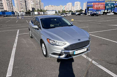 Седан Ford Fusion 2018 в 