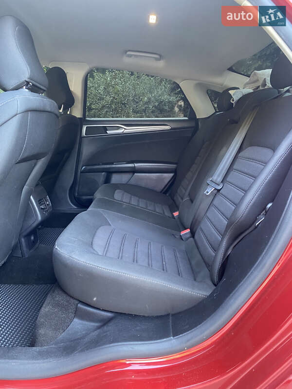 Седан Ford Fusion 2020 в Полтаві