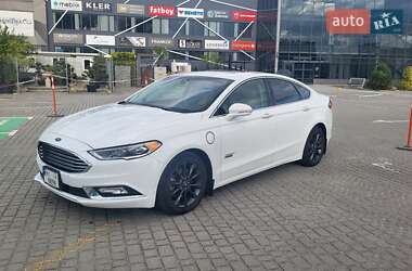 Седан Ford Fusion 2017 в Львове