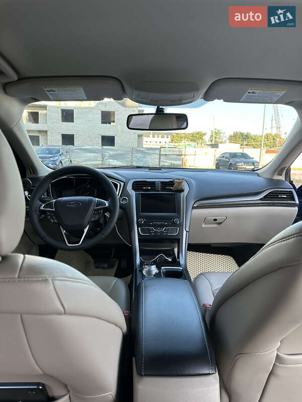 Седан Ford Fusion 2016 в Вінниці