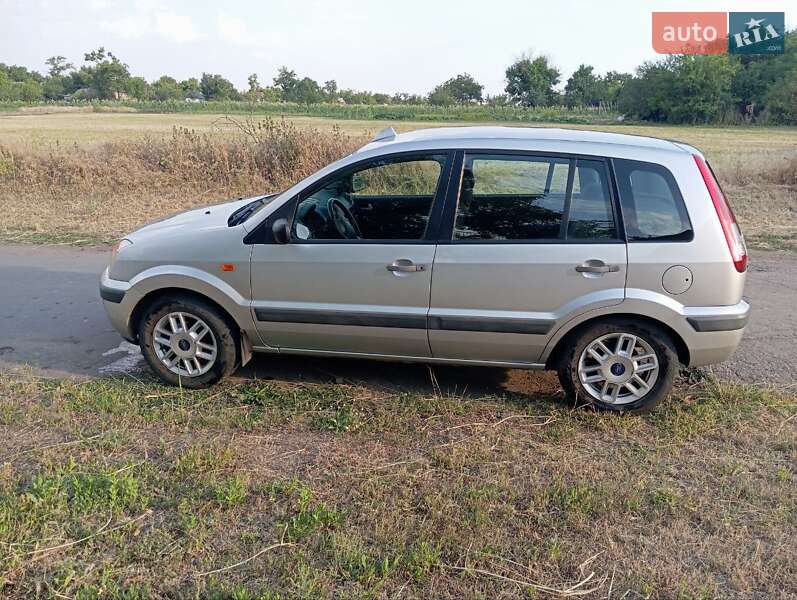 Хэтчбек Ford Fusion 2008 в Устиновке фото 2 Хэтчбек Ford Fusion 2008 в Устиновке