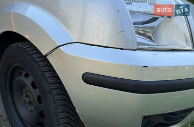 Хэтчбек Ford Fusion 2002 в 