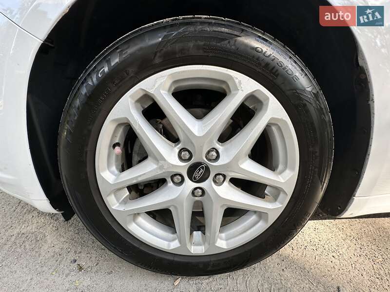Седан Ford Fusion 2016 в Білій Церкві
