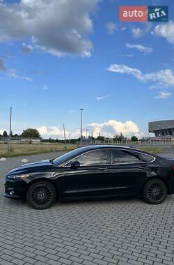 Седан Ford Fusion 2014 в 
