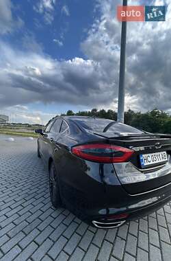 Седан Ford Fusion 2014 в 