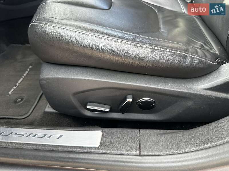 Седан Ford Fusion 2012 в Києві