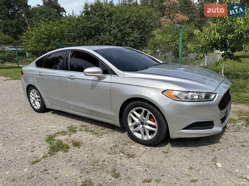 Седан Ford Fusion 2015 в Харькове
