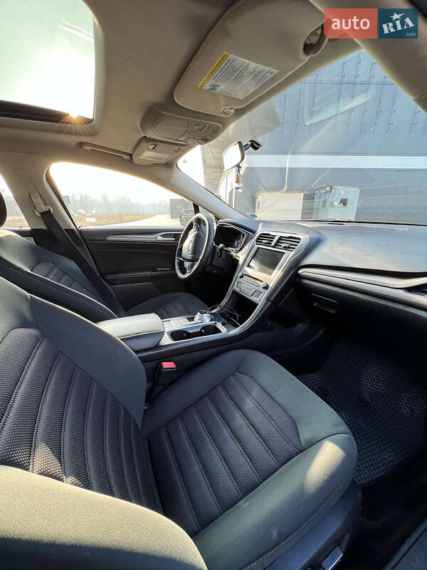 Седан Ford Fusion 2017 в Киеве