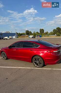 Седан Ford Fusion 2018 в 