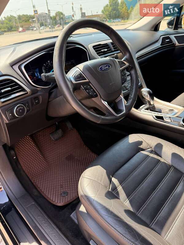 Седан Ford Fusion 2016 в Харкові
