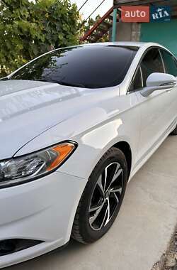 Седан Ford Fusion 2014 в Одесі
