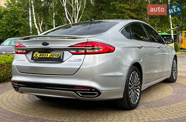 Седан Ford Fusion 2018 в 