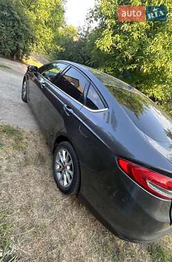 Седан Ford Fusion 2017 в 
