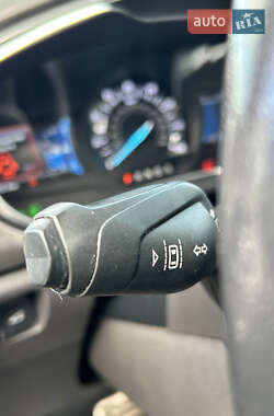 Седан Ford Fusion 2014 в 
