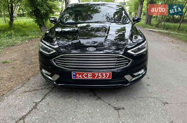 Седан Ford Fusion 2017 в 