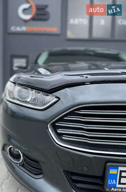 Седан Ford Fusion 2014 в 