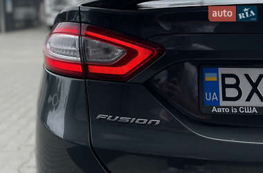 Седан Ford Fusion 2014 в 