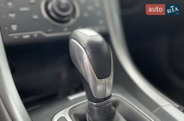 Седан Ford Fusion 2014 в 