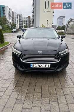 Седан Ford Fusion 2012 в Львове