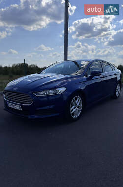 Седан Ford Fusion 2015 в Баришівка