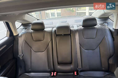 Седан Ford Fusion 2015 в 