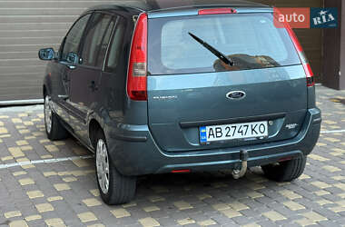 Хетчбек Ford Fusion 2004 в 